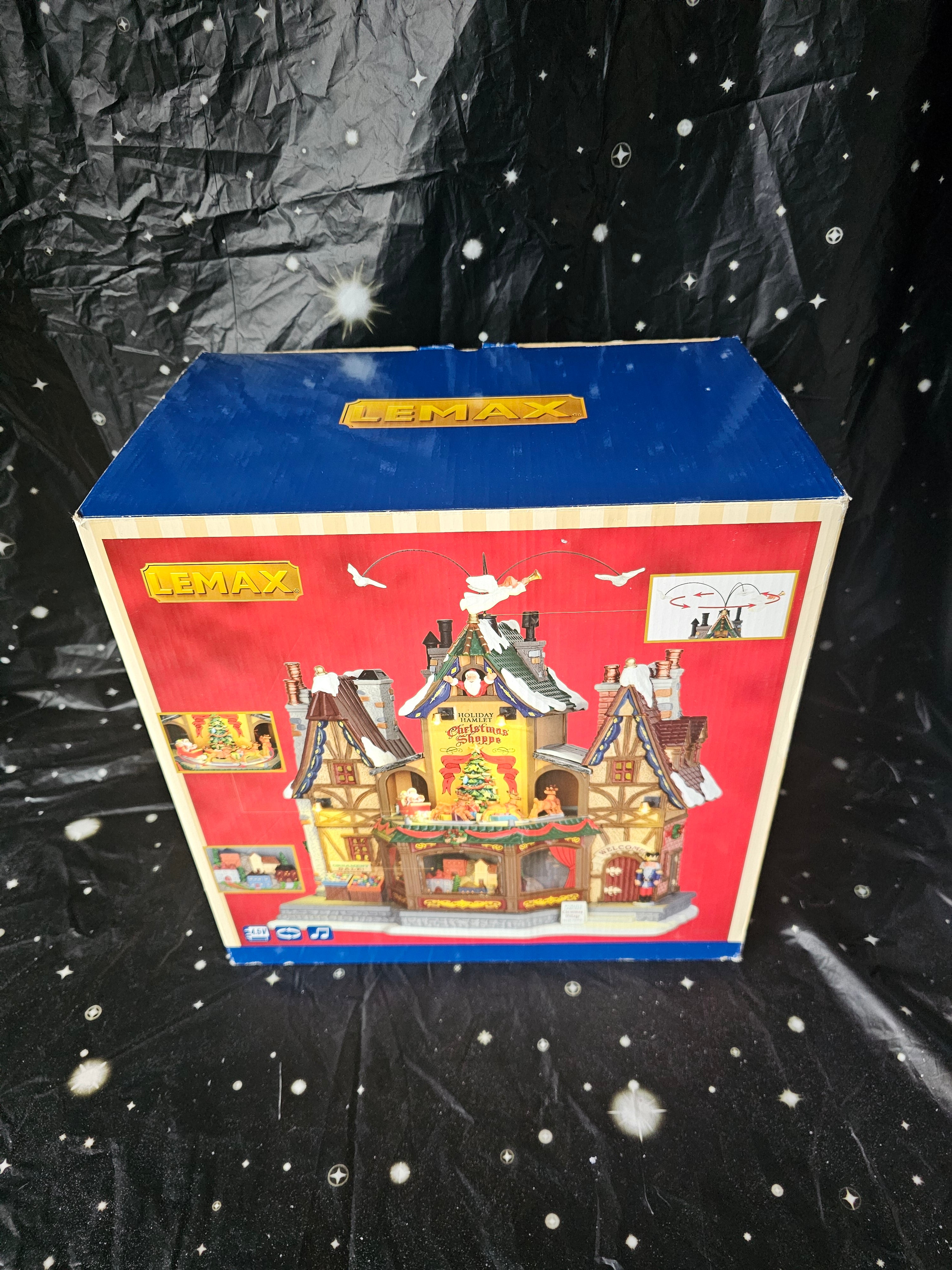 Holiday Hamlet Christmas Shoppe 55026