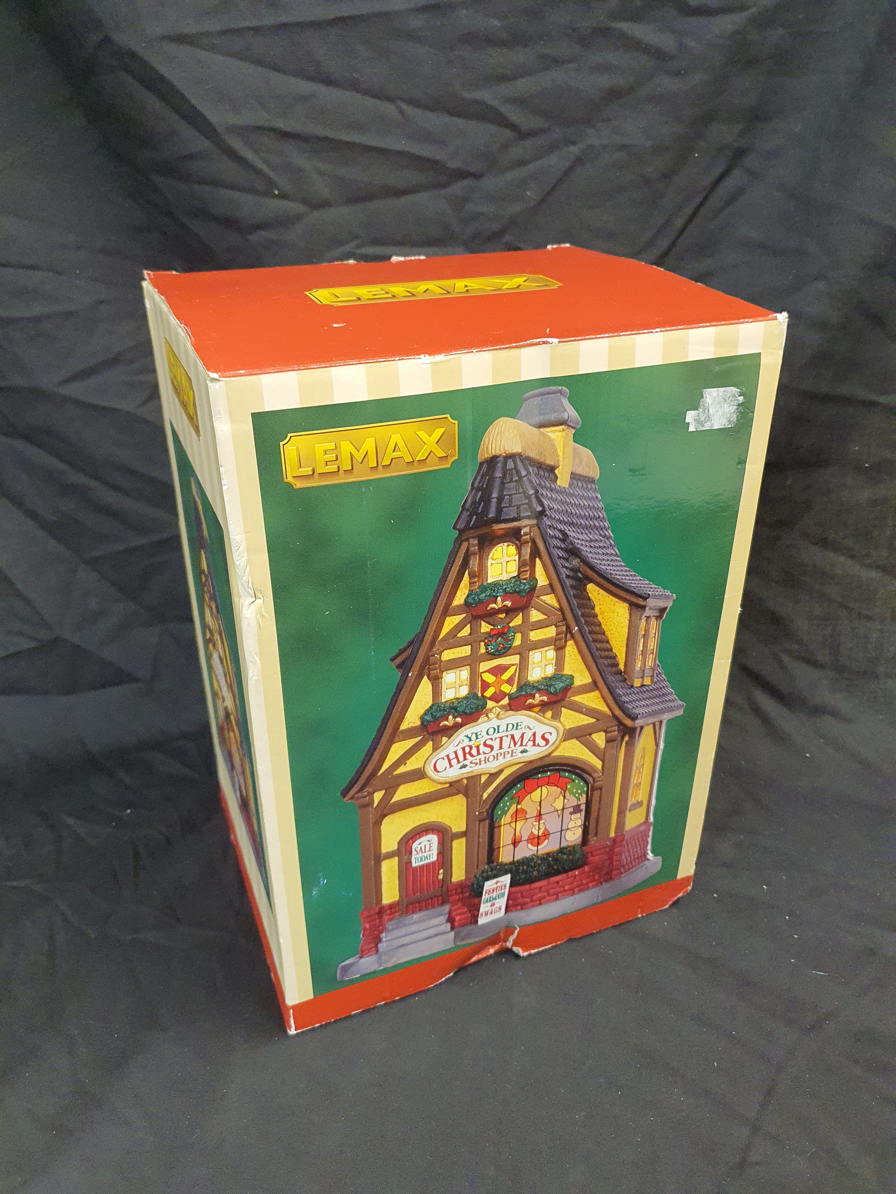 Ye Olde Christmas Shoppe 55902