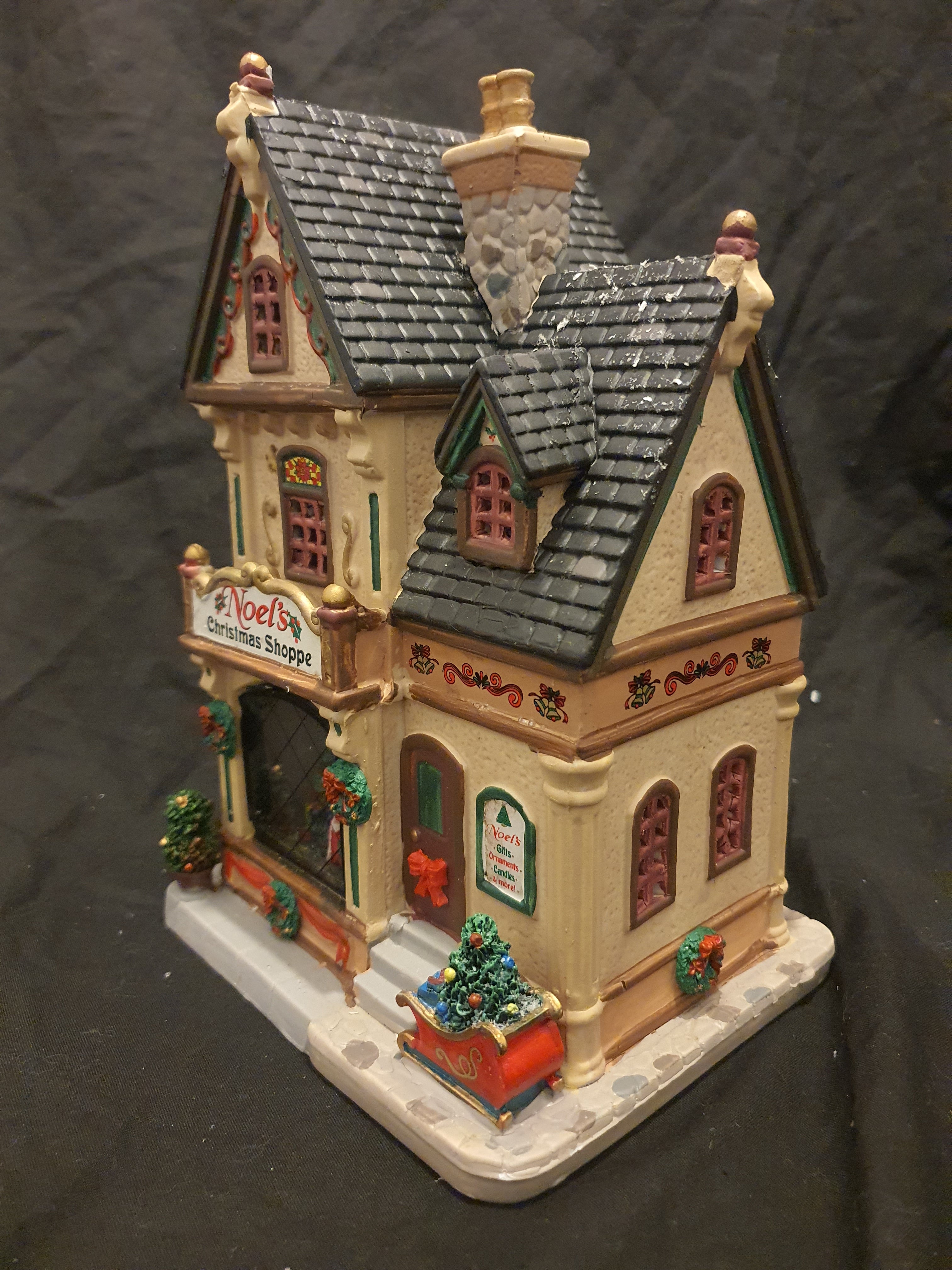 Noel's Chriatmas Shoppe 65154