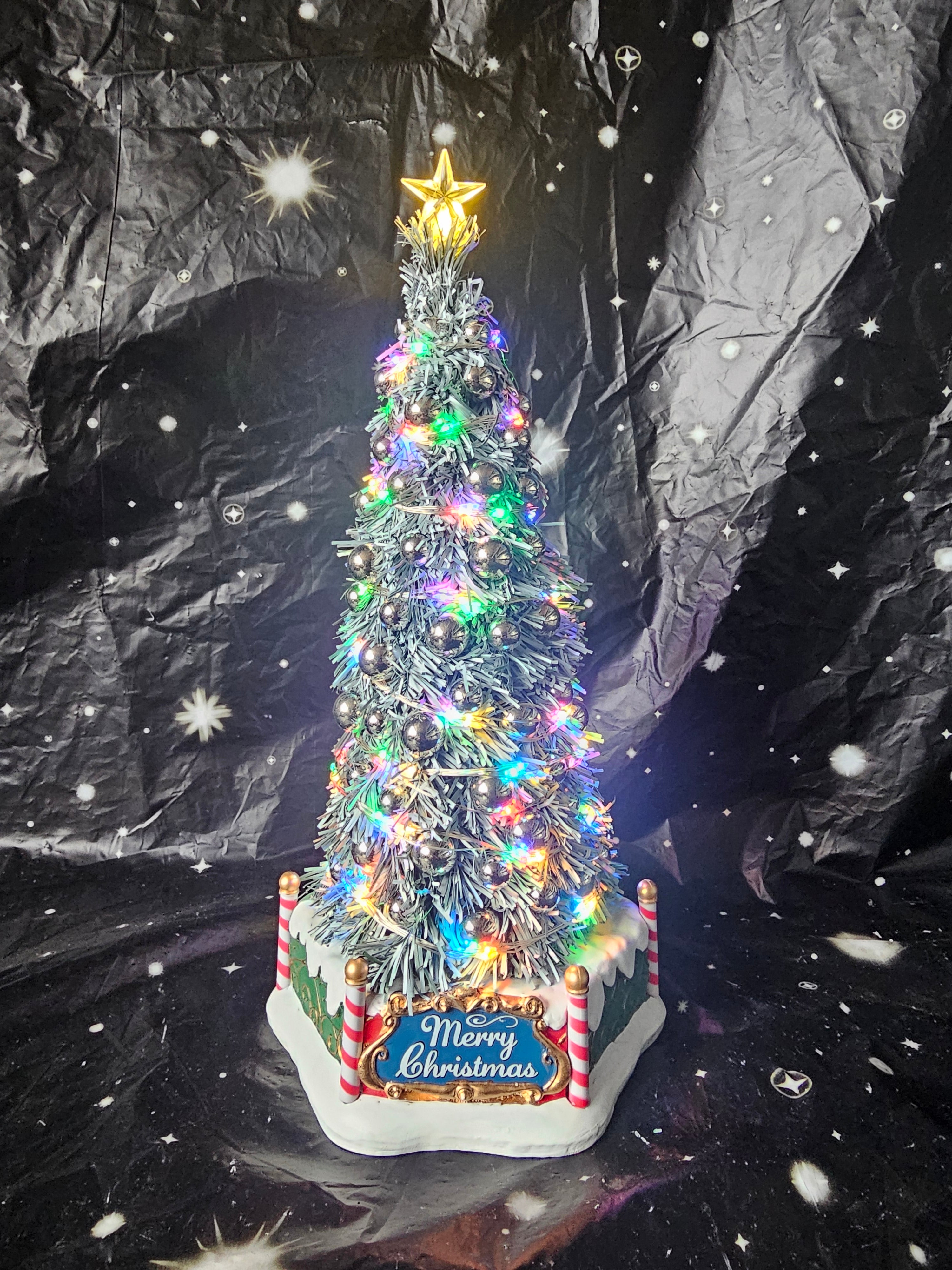New Majestic Christmas Tree 84350