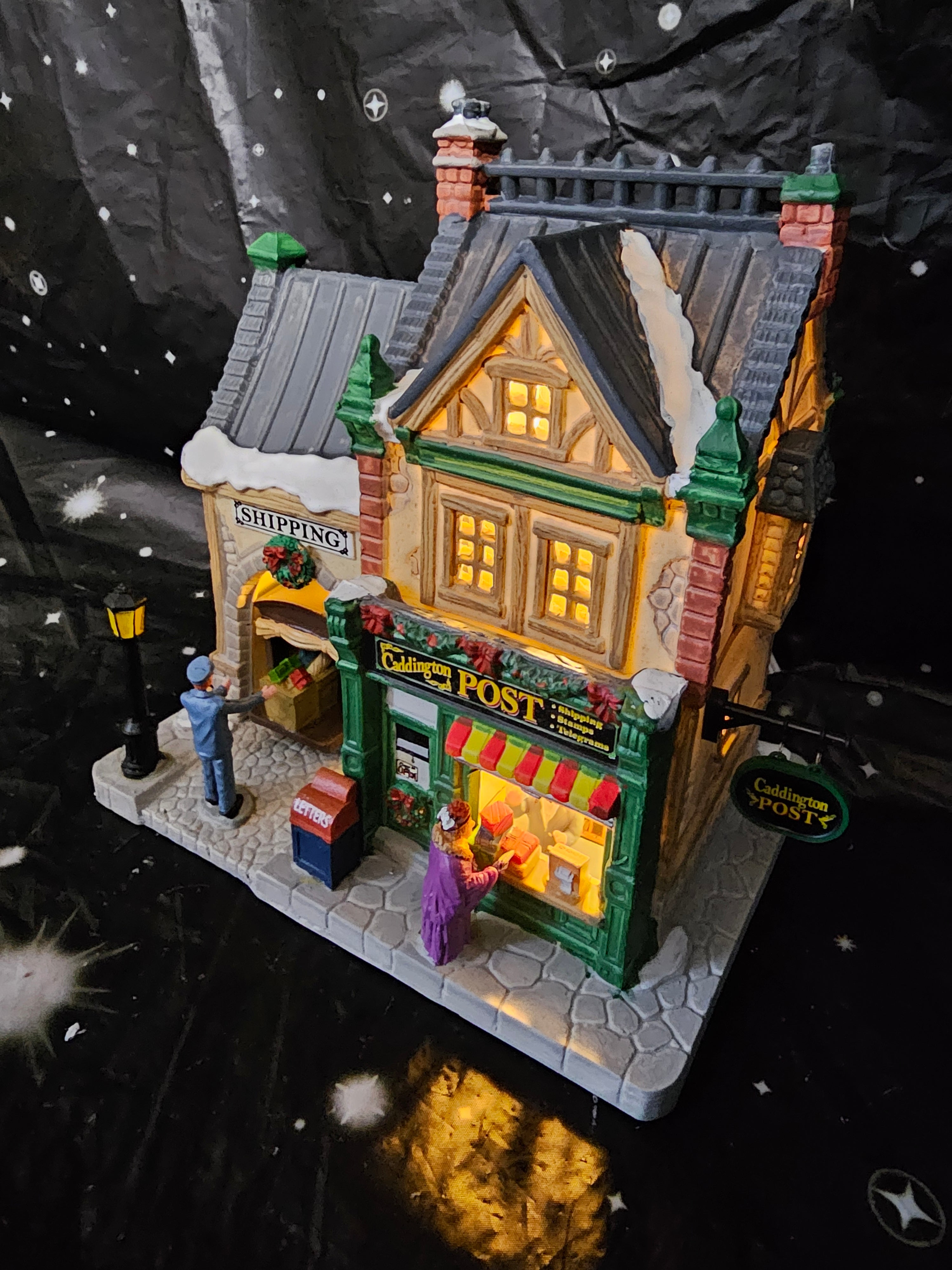 Caddington Post 85364