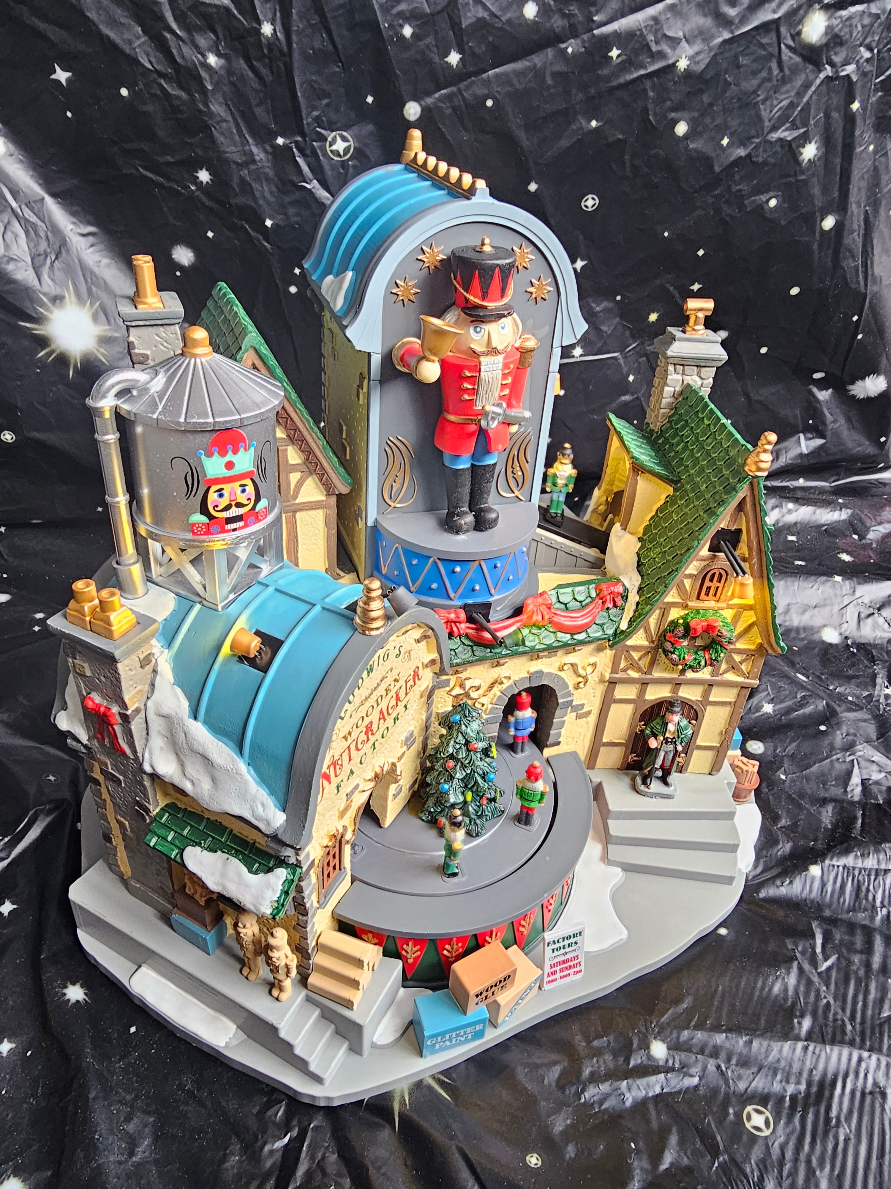 Ludwigs Wooden Nutcracker Factory 95463