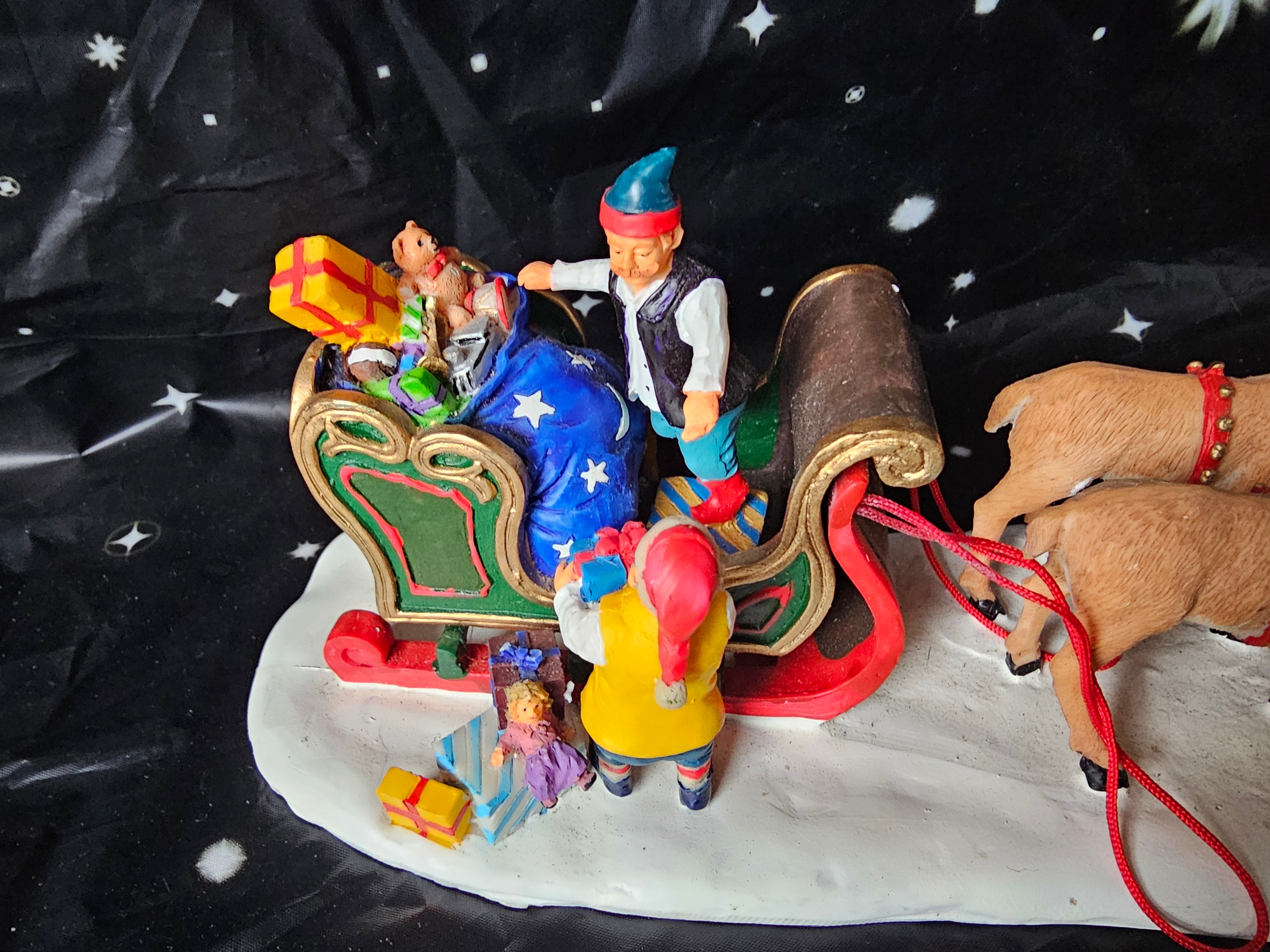 Loading Up Santa's Sleigh 03335