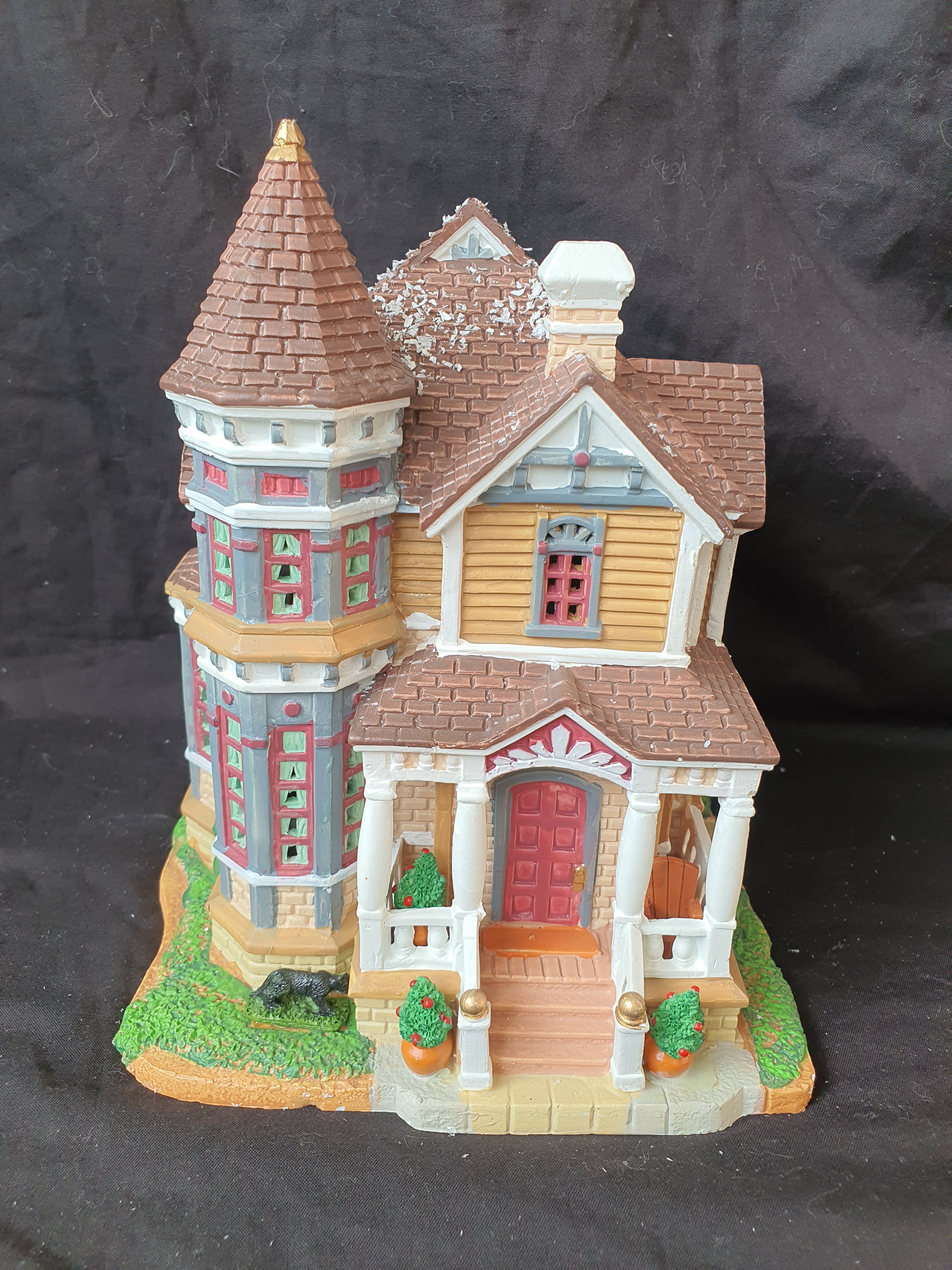 Carlton Residence 25382