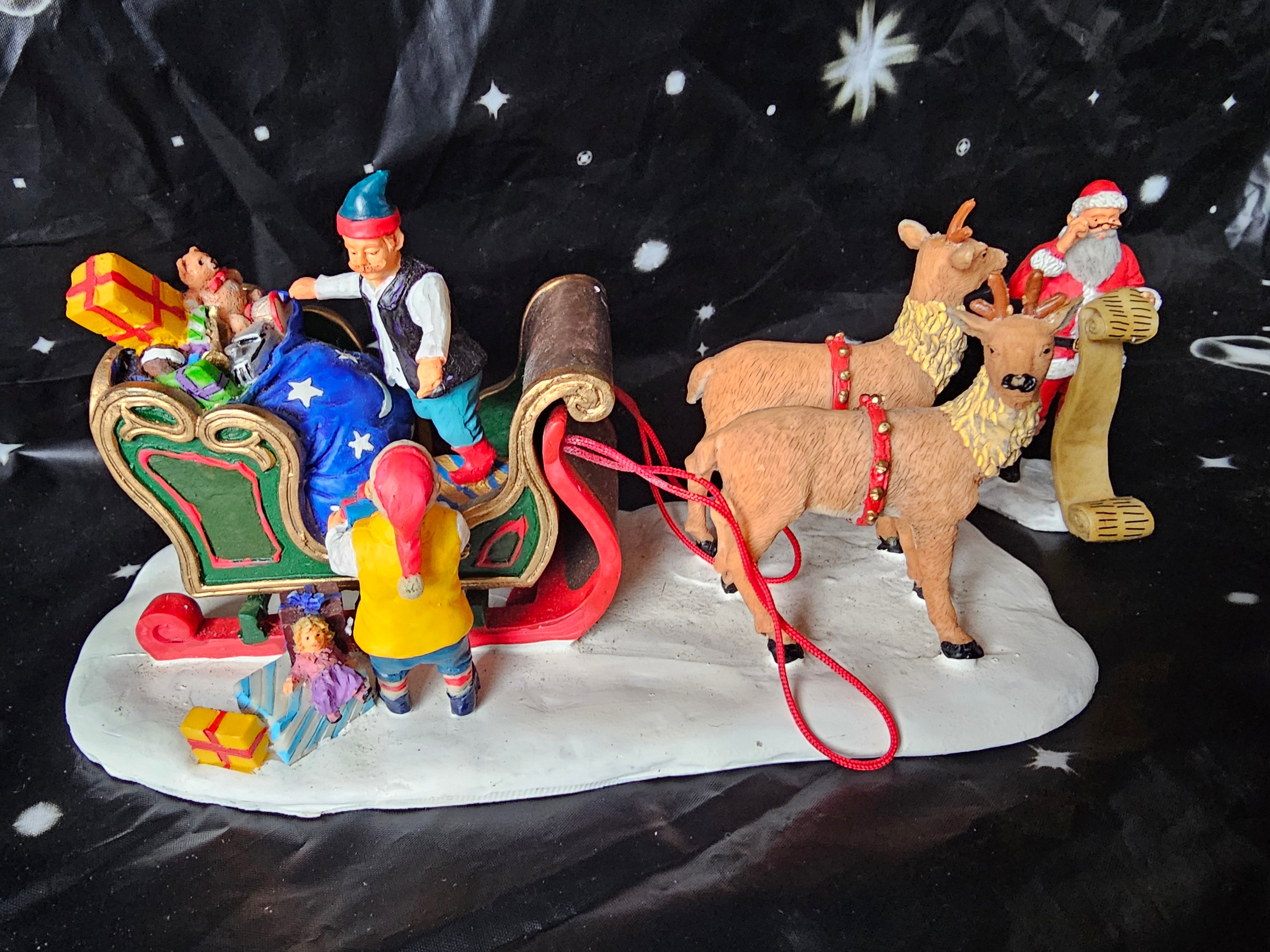 Loading Up Santa's Sleigh 03335