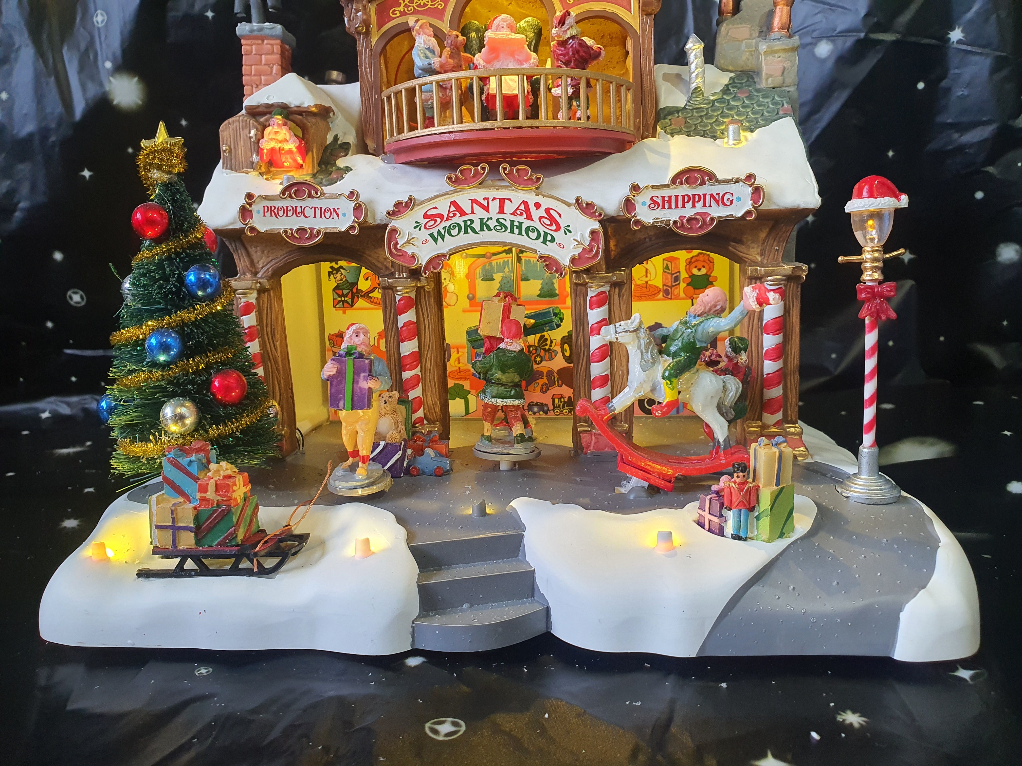 Santa's Workshop 35558