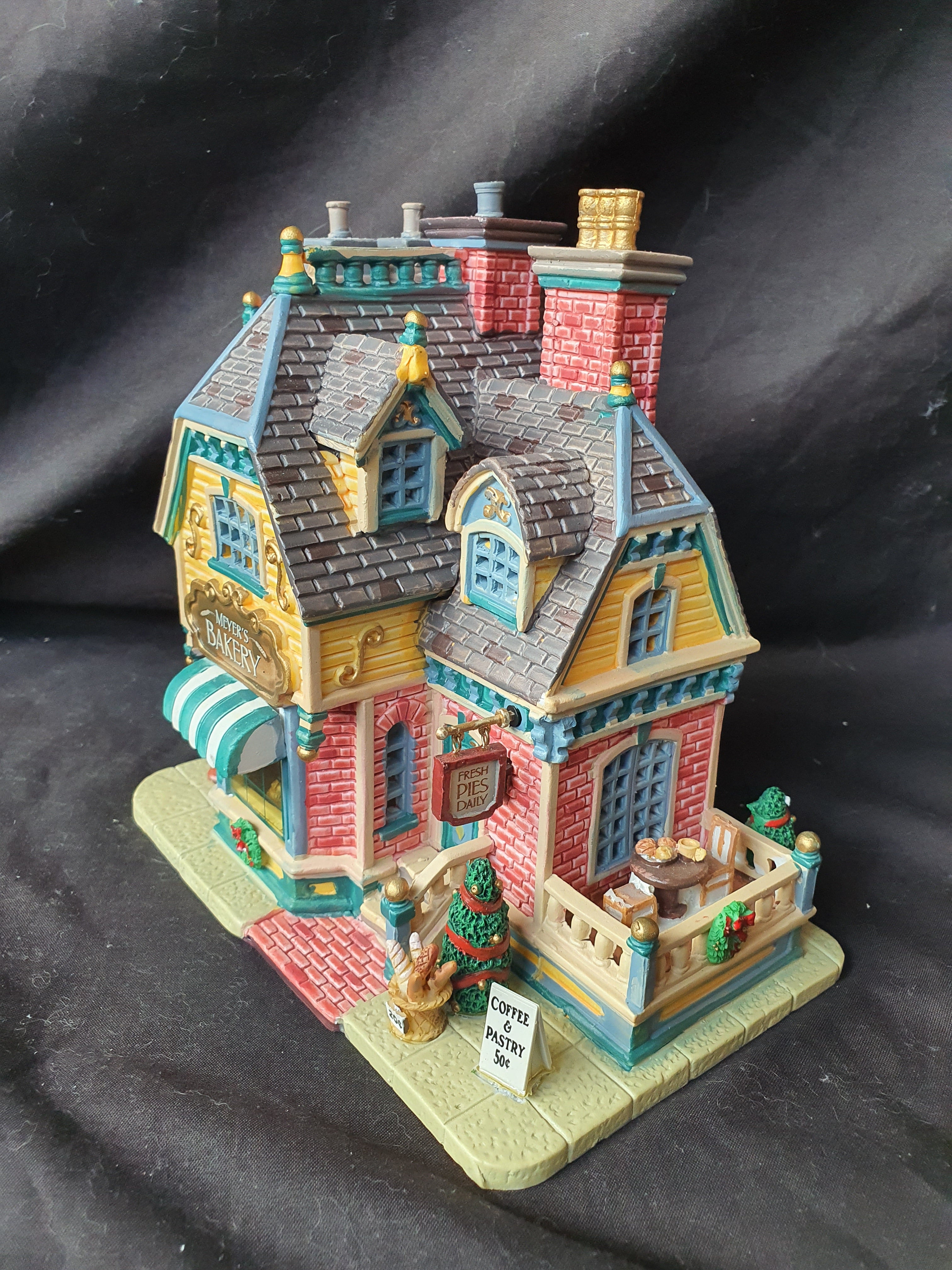 Meyer's Bakery 85674