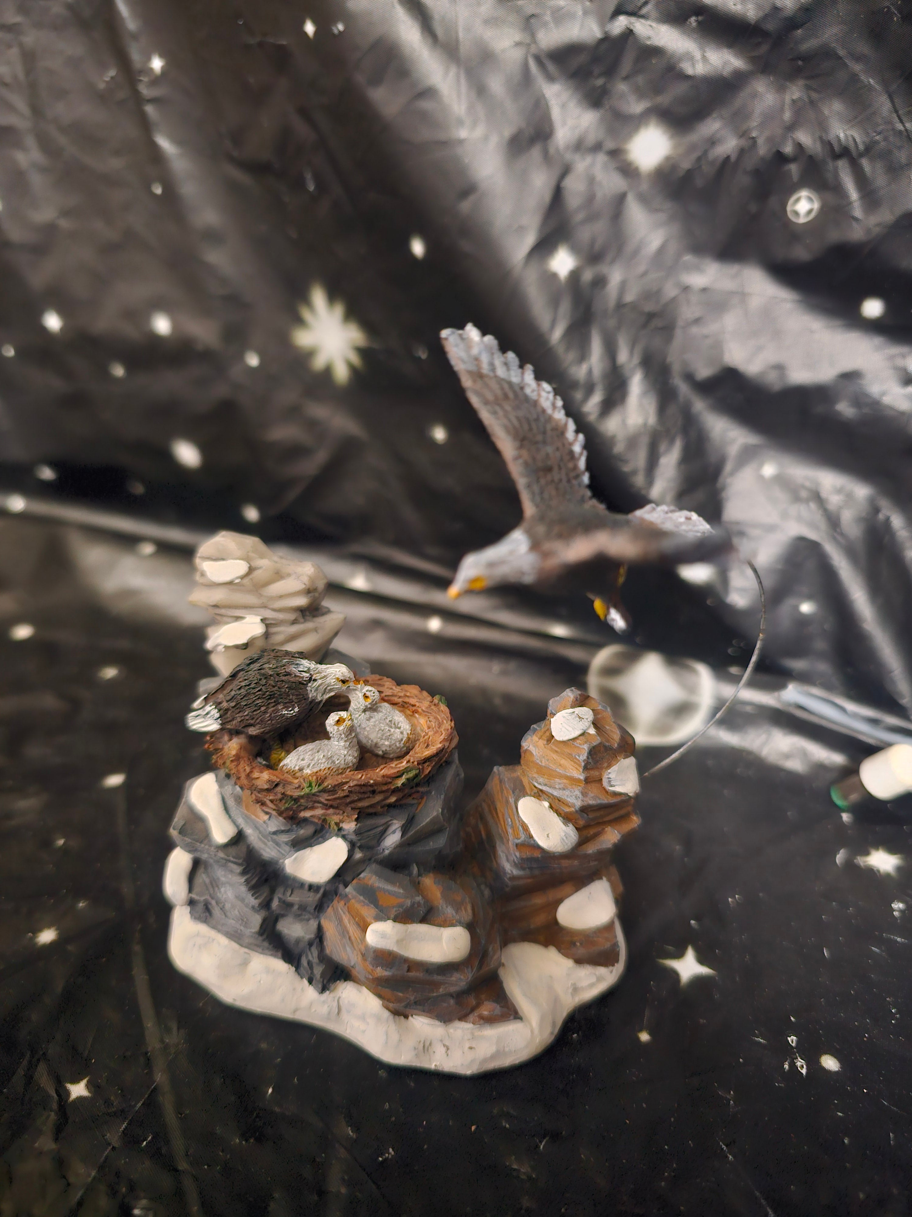 Eagles Feeding 33401