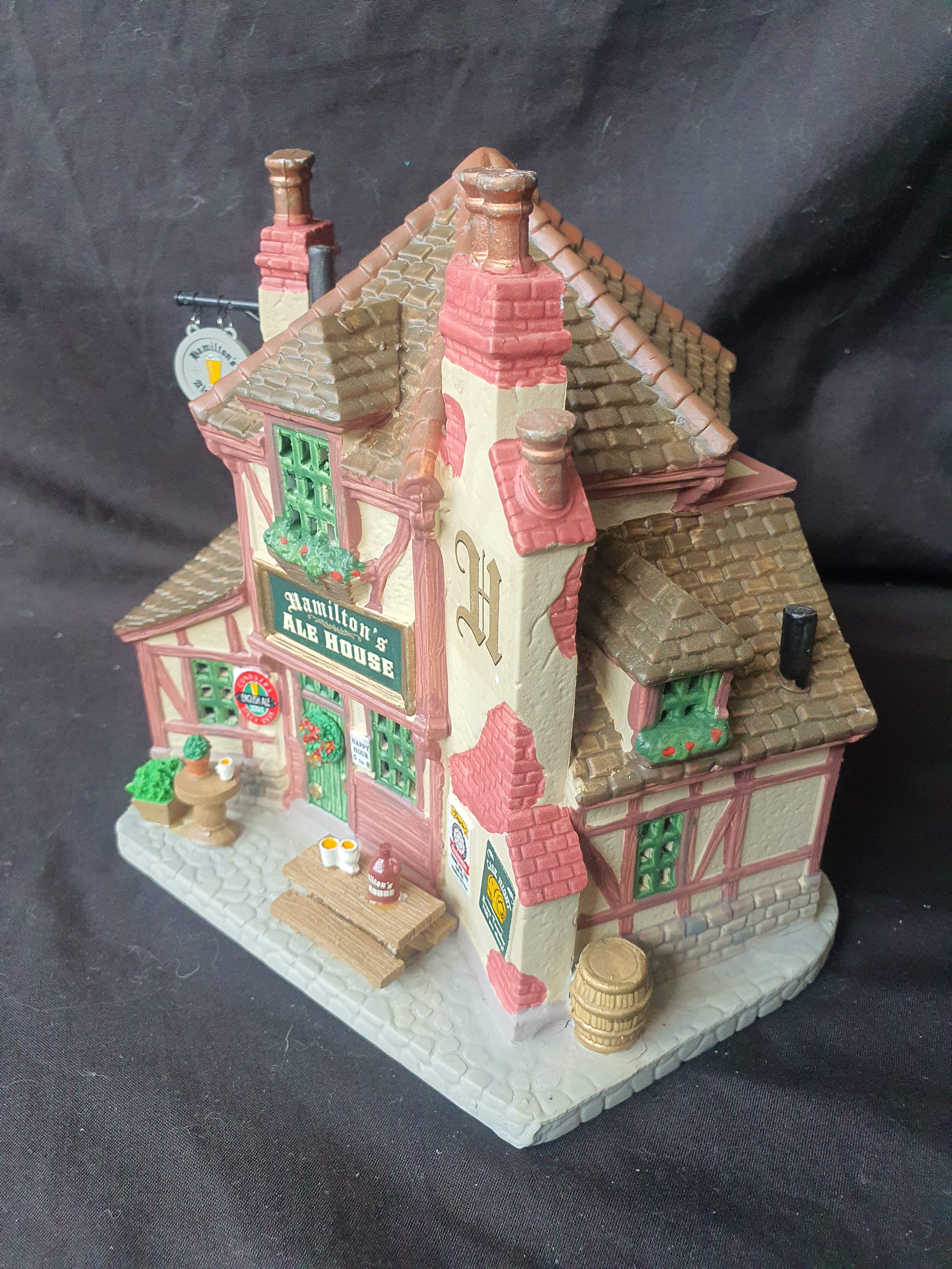 Hamiltons Ale House 75250