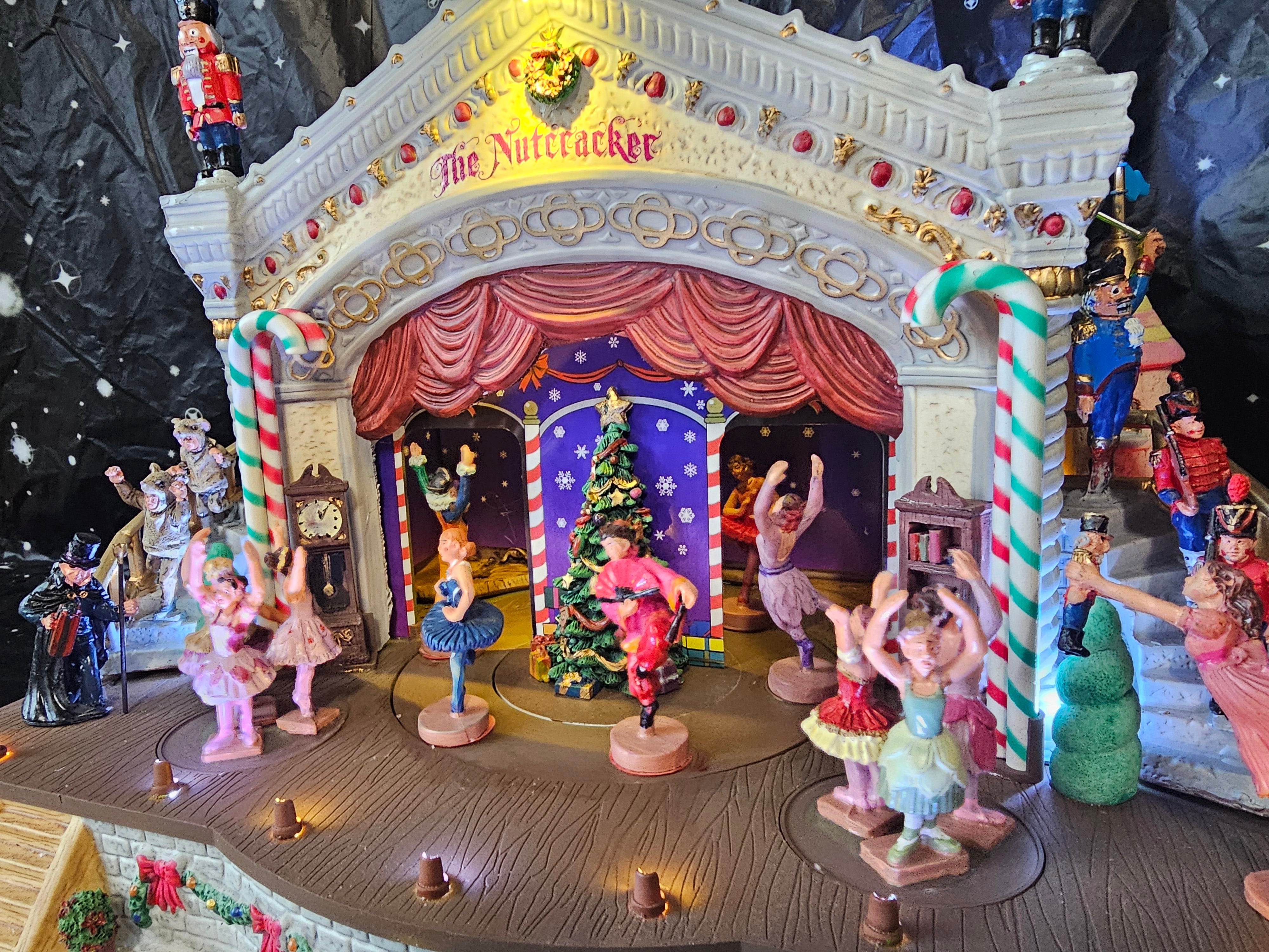 Nutcracker Suite 05071