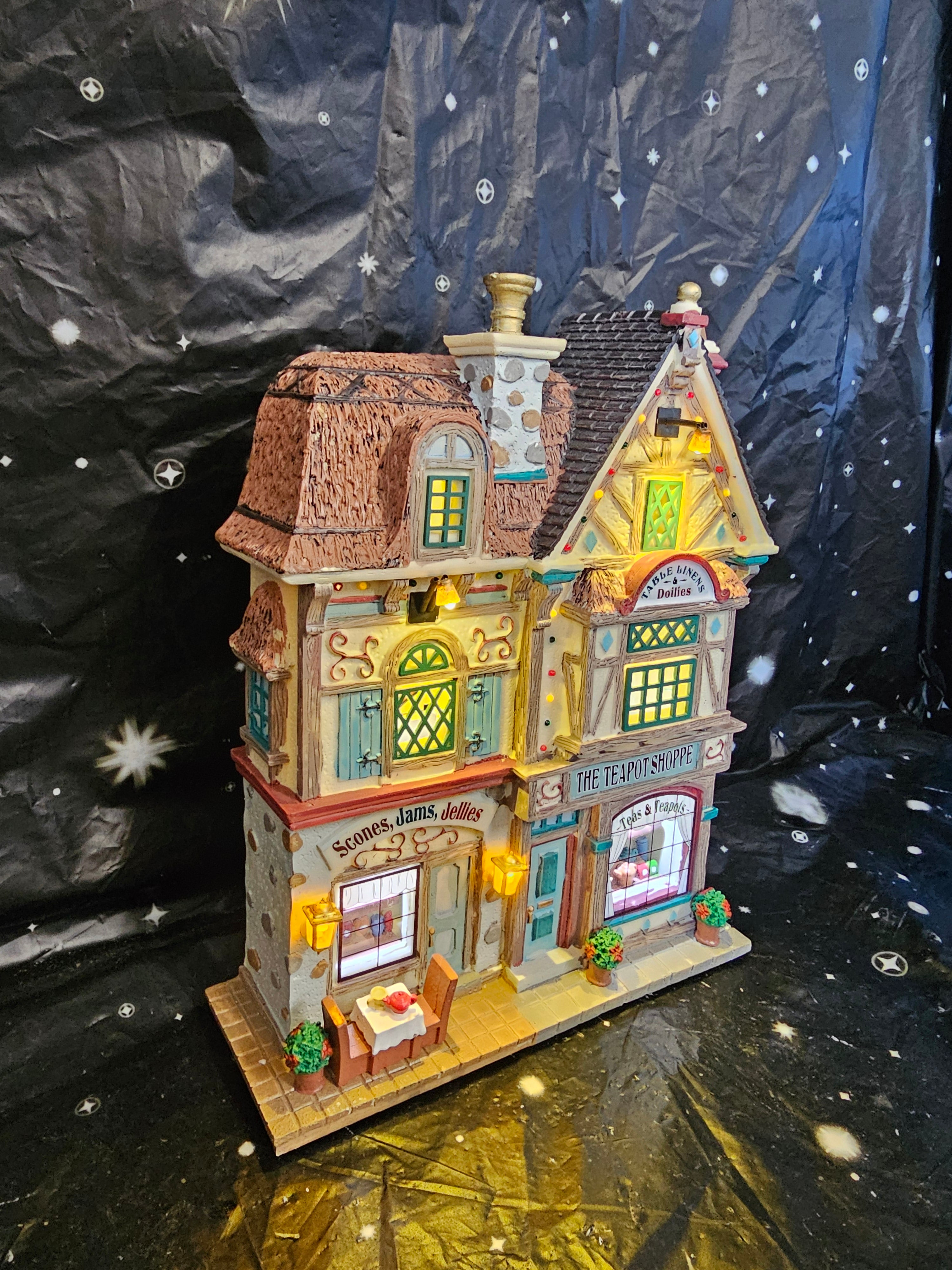 The Teapot Shoppe 75198