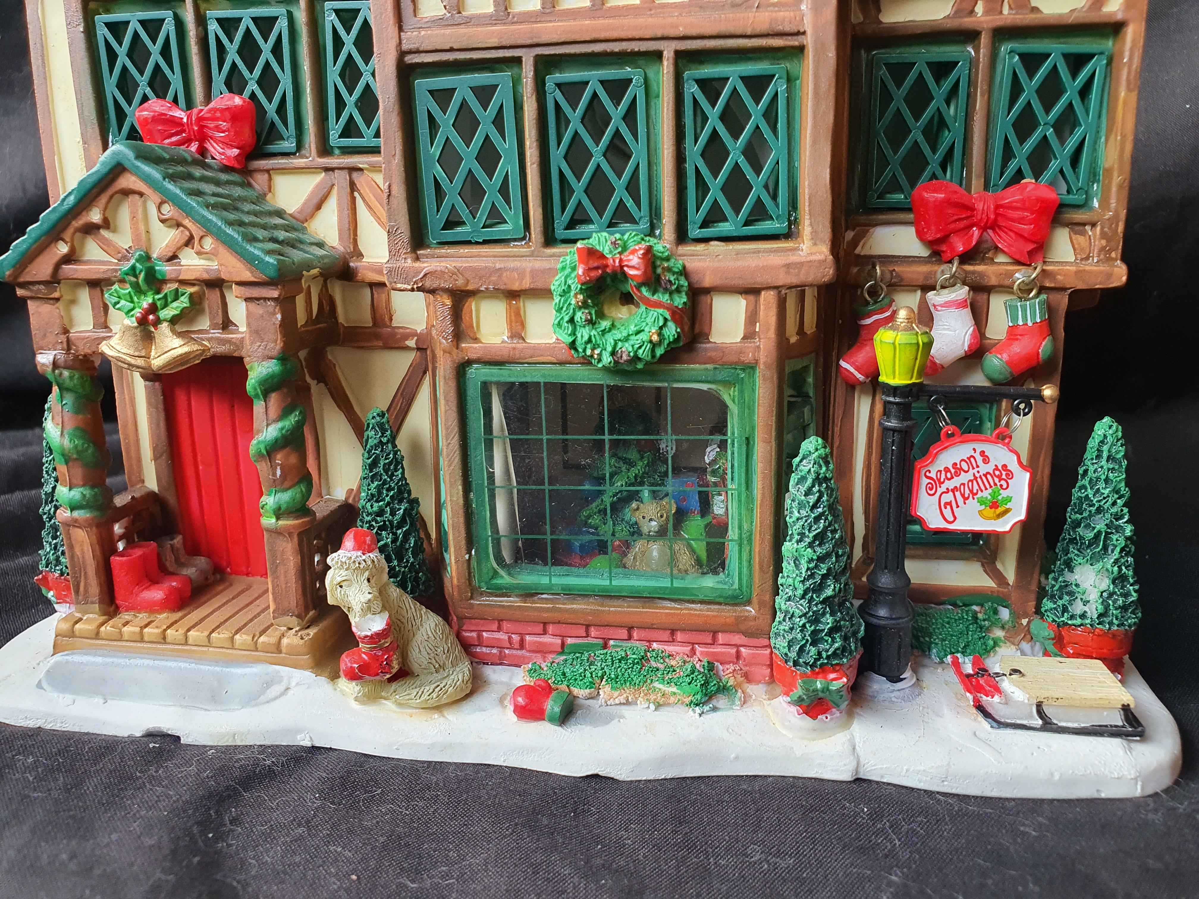 Tudor Style House 15205