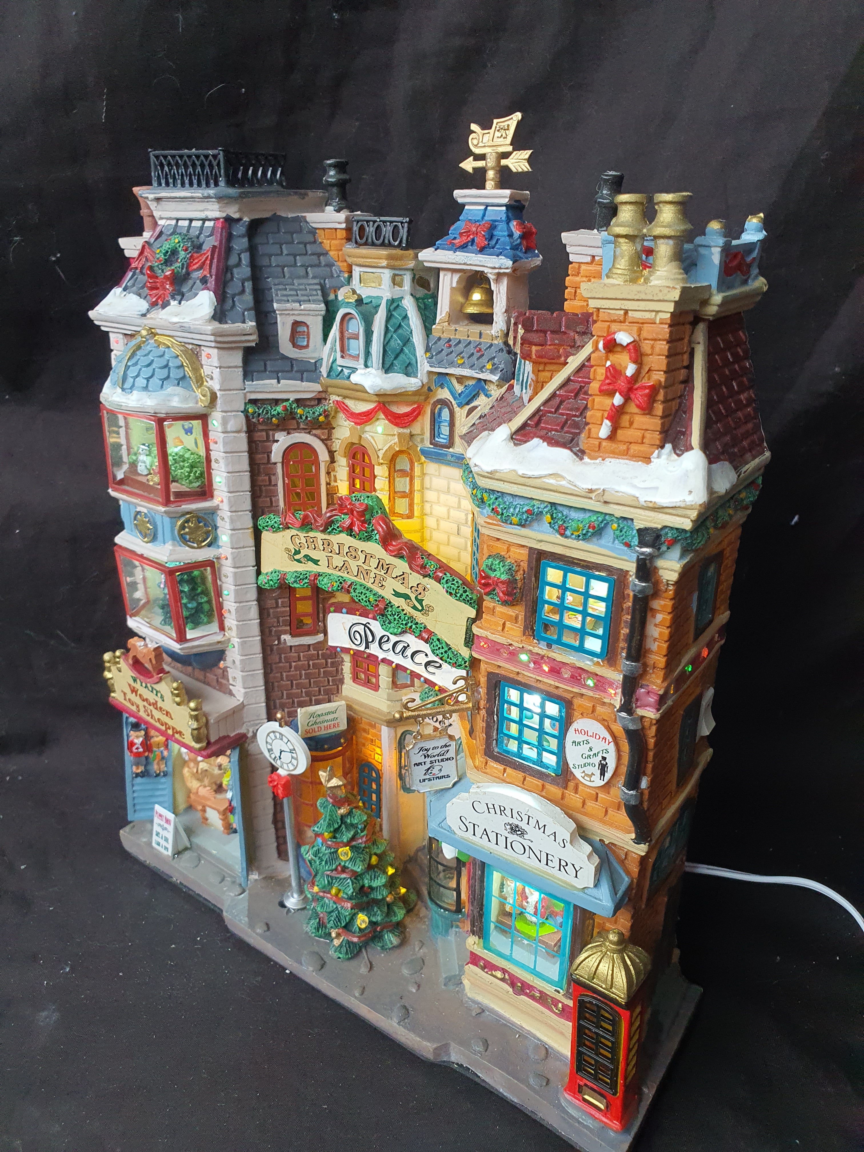 Christmas Lane 05104