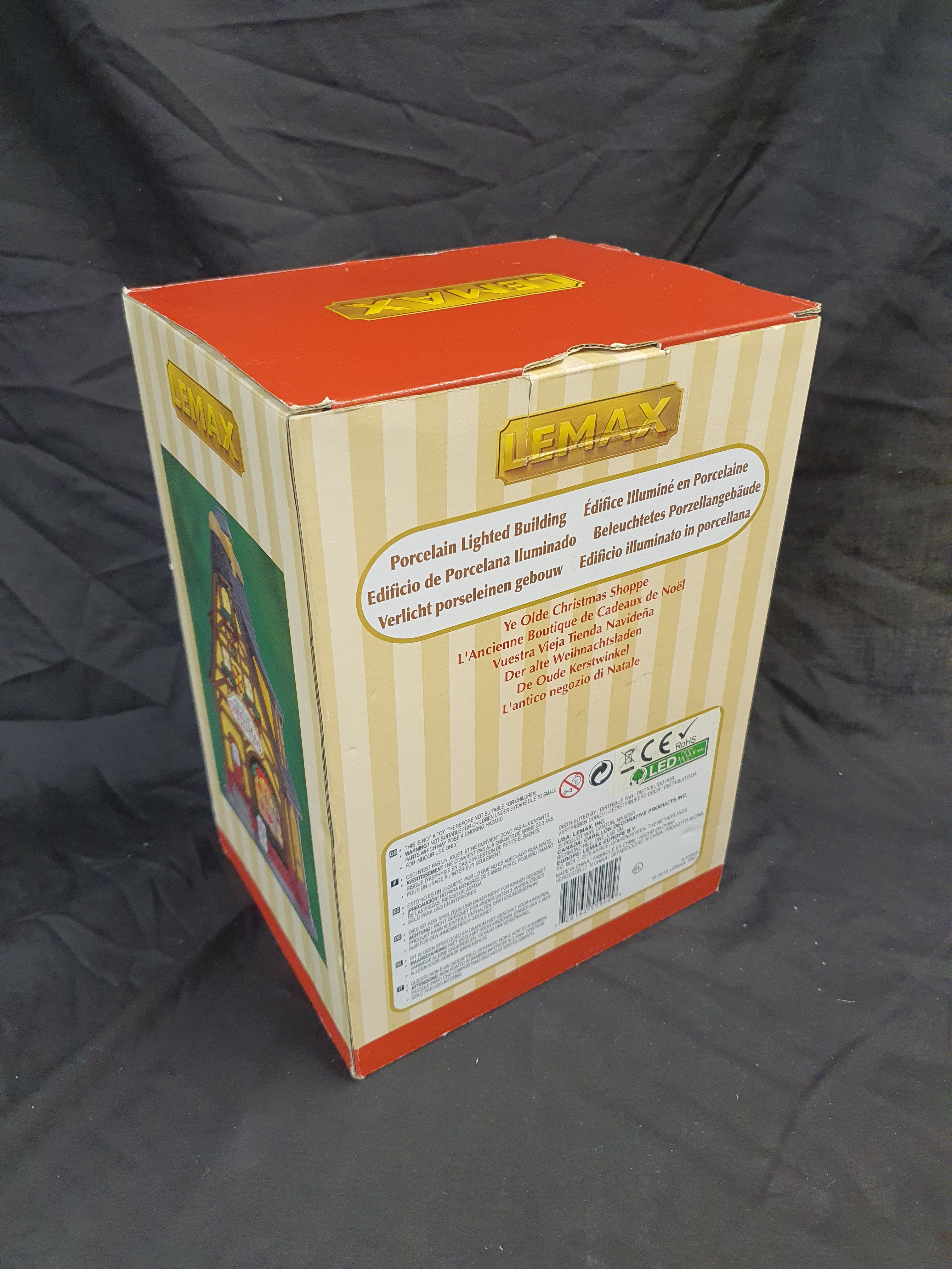 Ye Olde Christmas Shoppe 55902