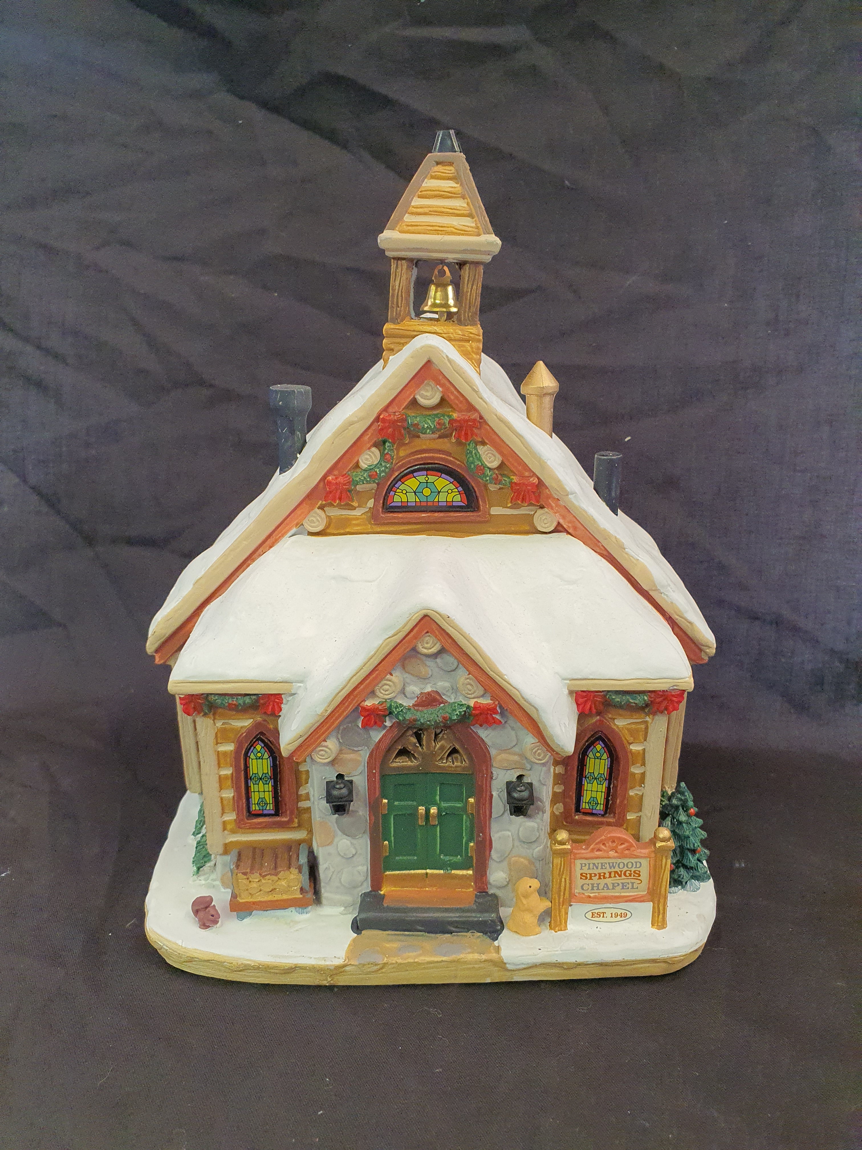 Pinewood Springs Chapel 95477