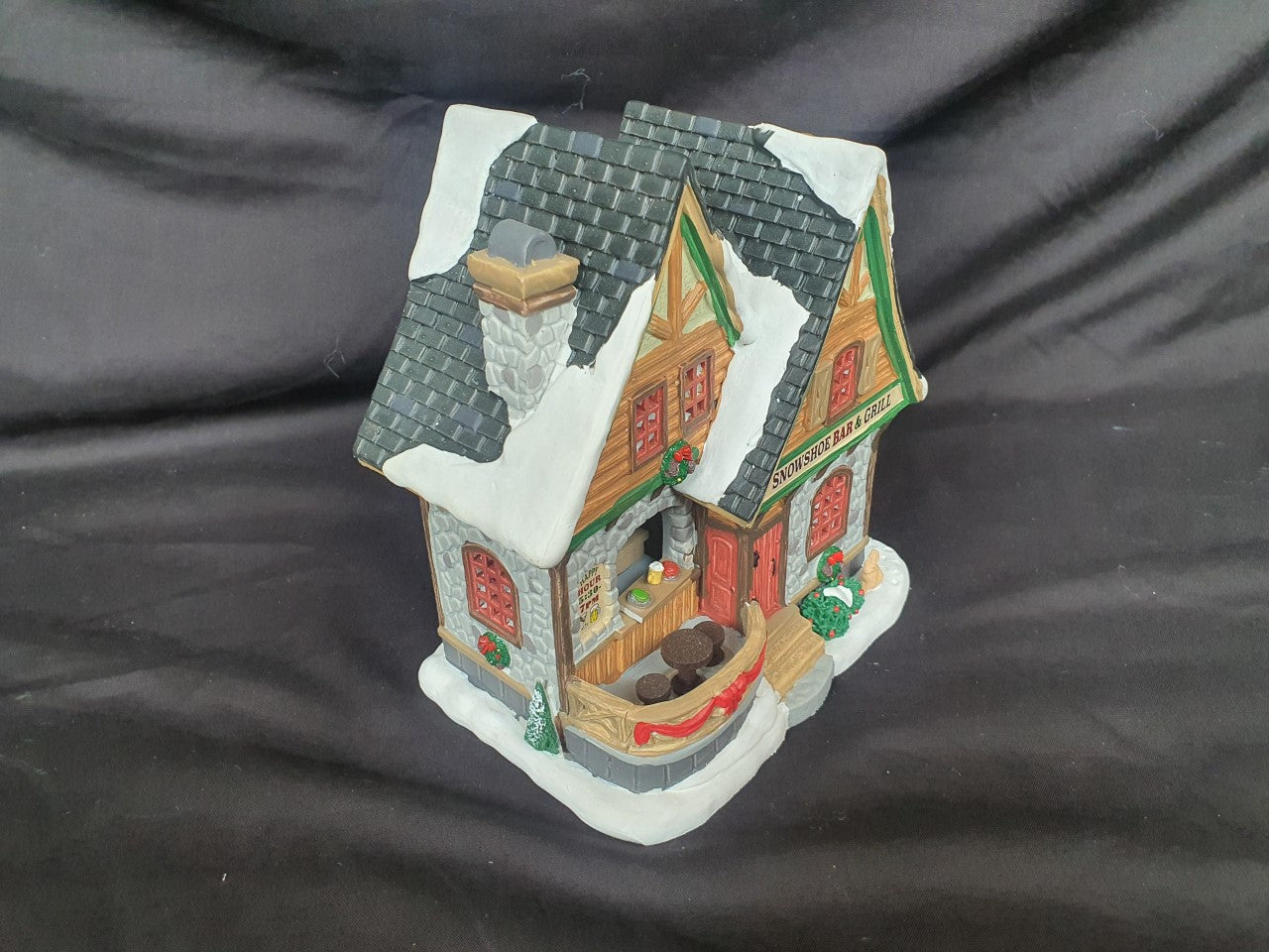 Snowshoe Bar And Grill 05624